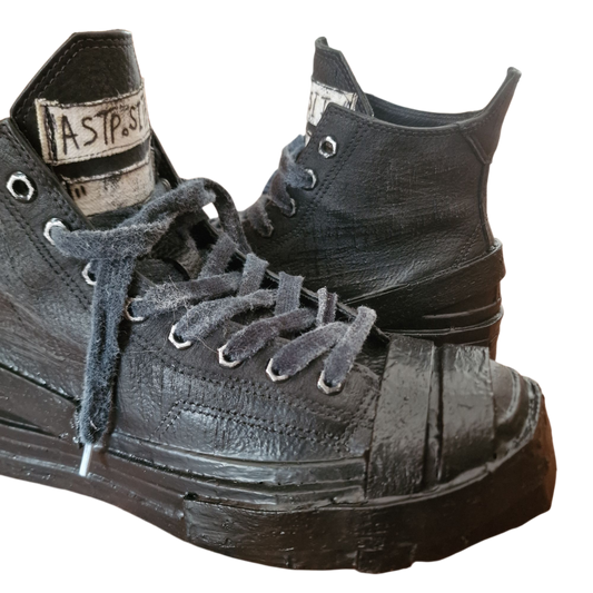 "Tenebris" Customized Converses