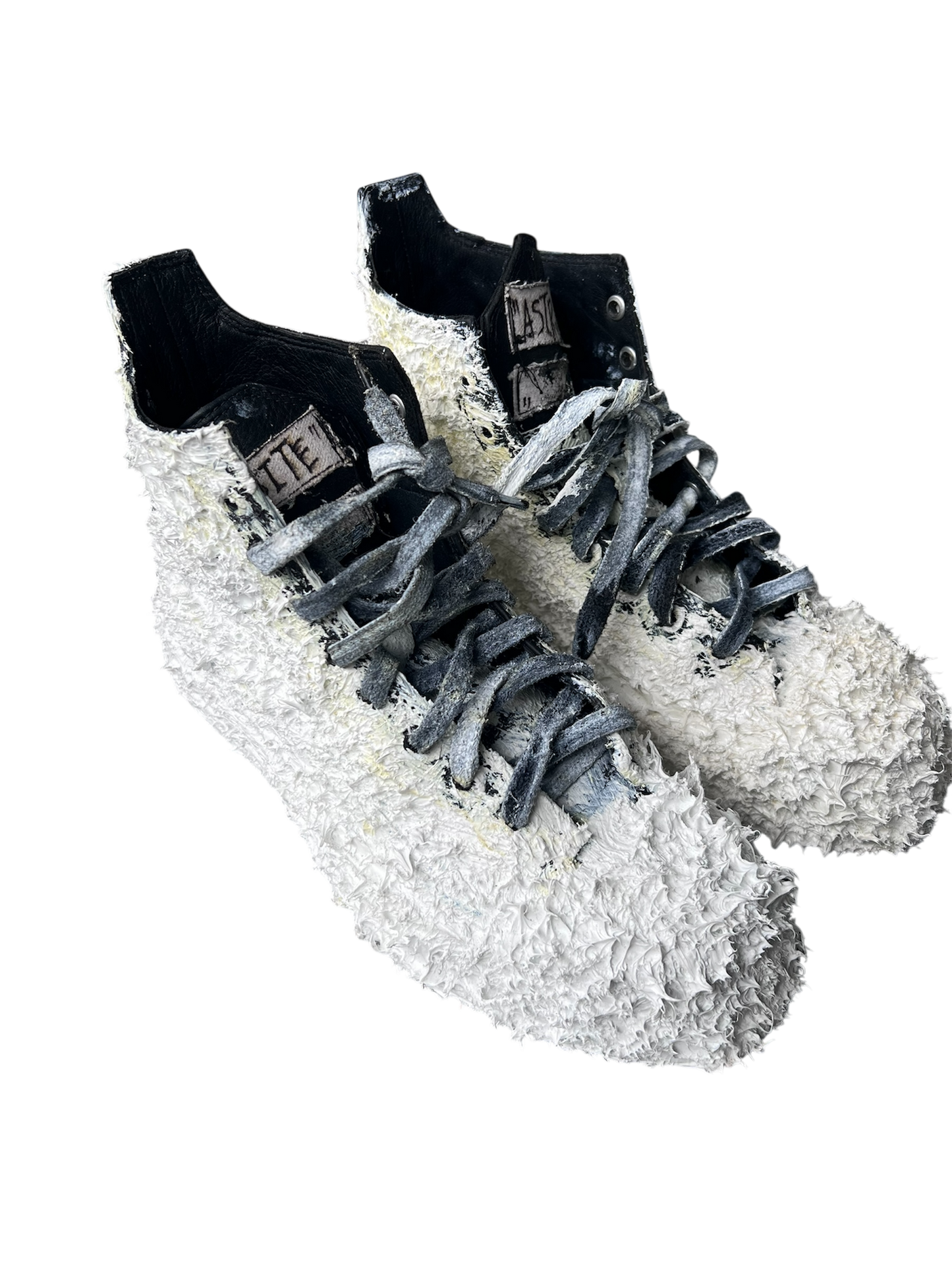 “SNOWY” Custom Converses